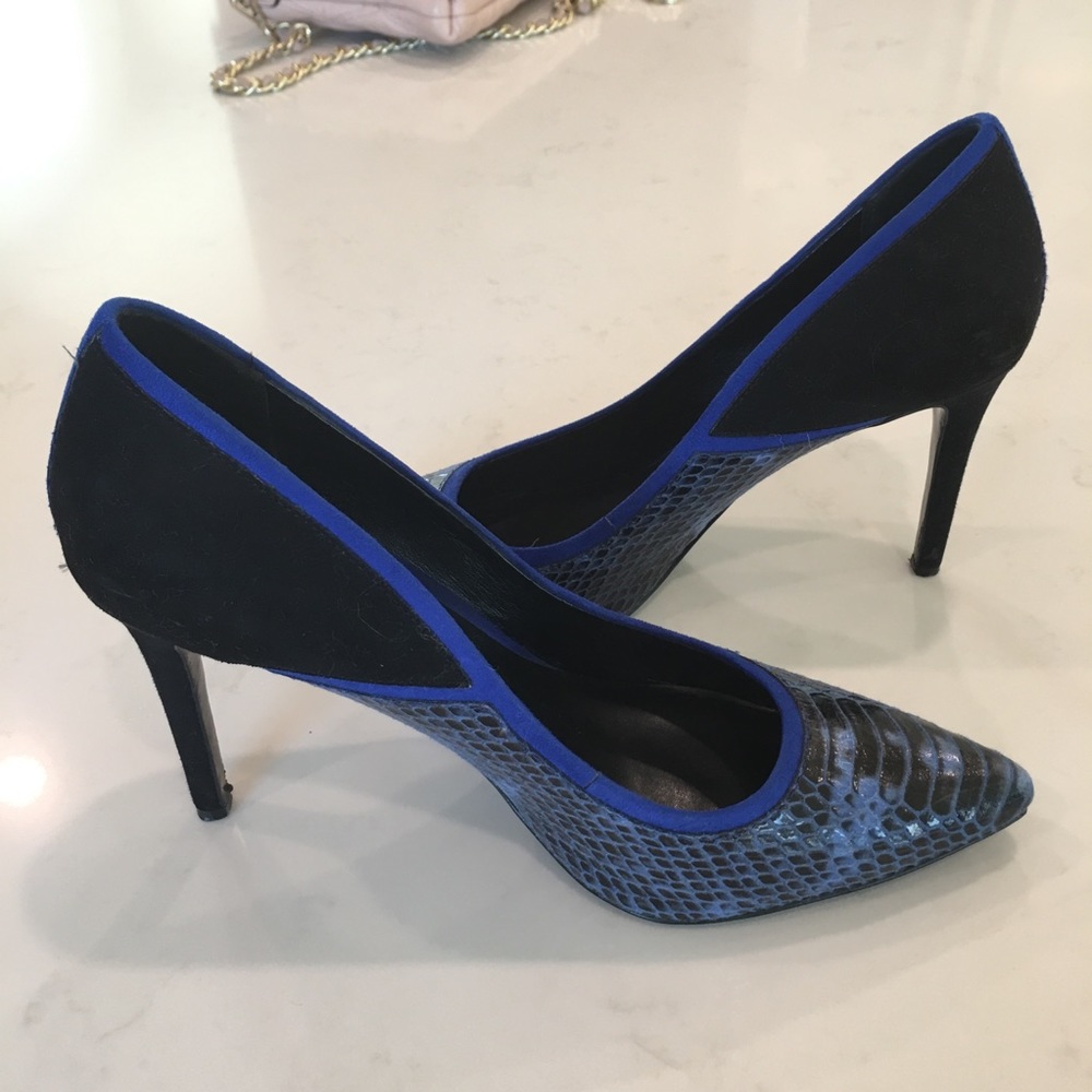 Aldo snakeskin heels